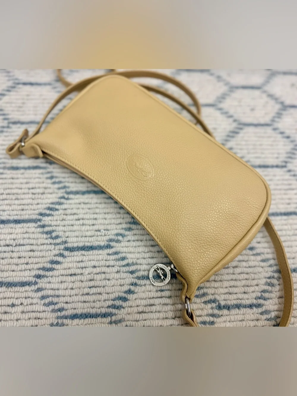LONGCHAMP Vintage Y2K Beige Pebbled Leather Baguette Crossbody Made In France